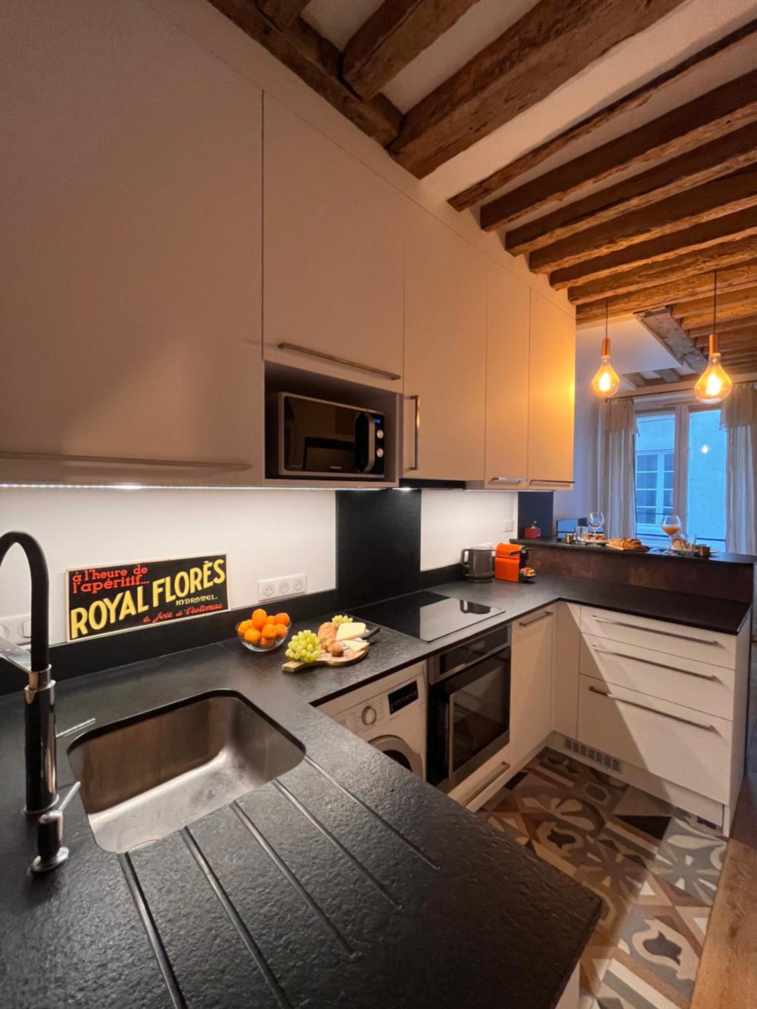 Appartement A Saint-Paul En Plein Coeur Du Marais 4 Pers Paryż Zewnętrze zdjęcie