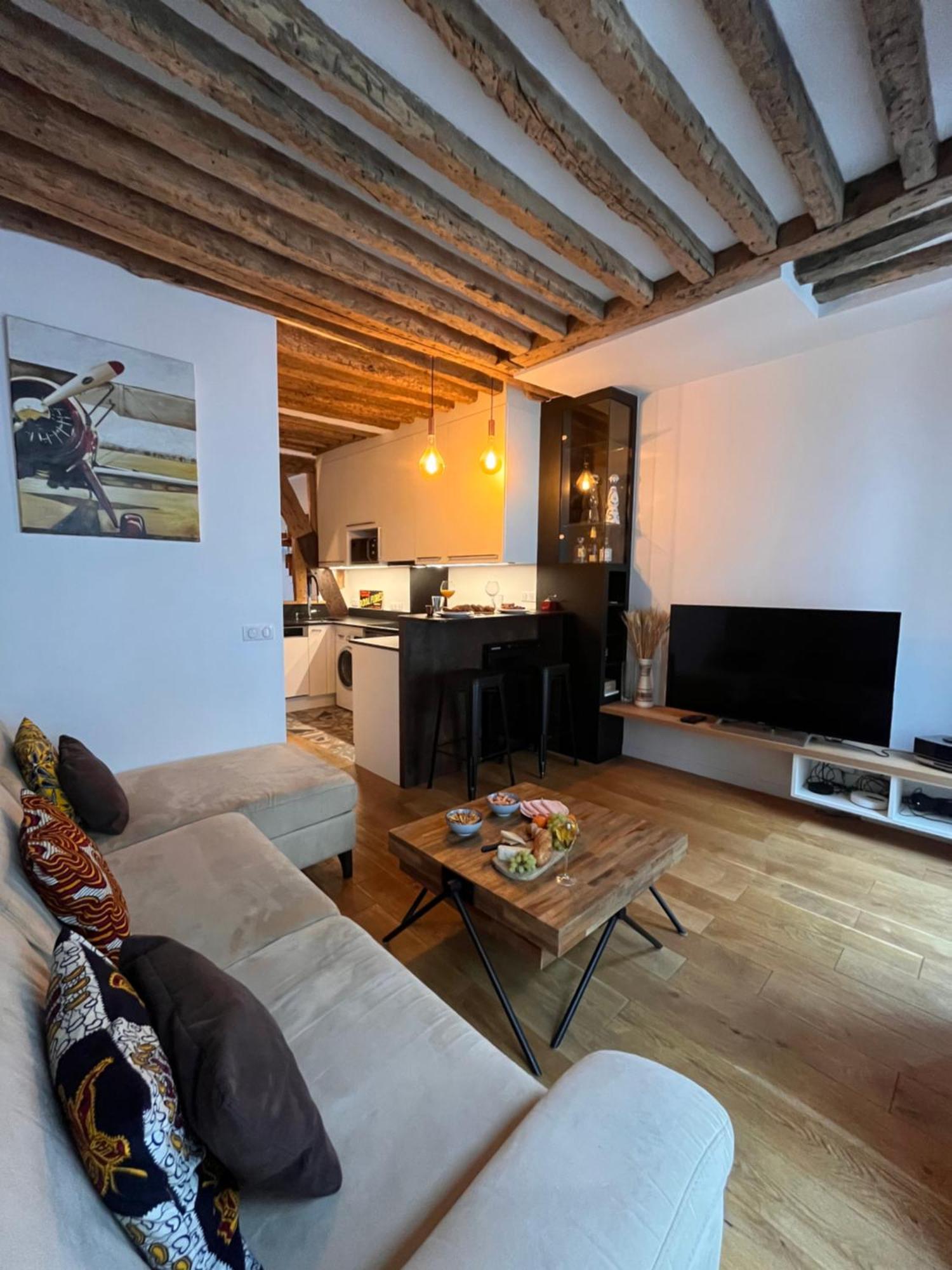 Appartement A Saint-Paul En Plein Coeur Du Marais 4 Pers Paryż Zewnętrze zdjęcie
